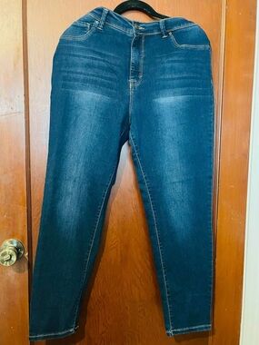 Curve Appeal High-Rise Minimalist Jeggings with tags